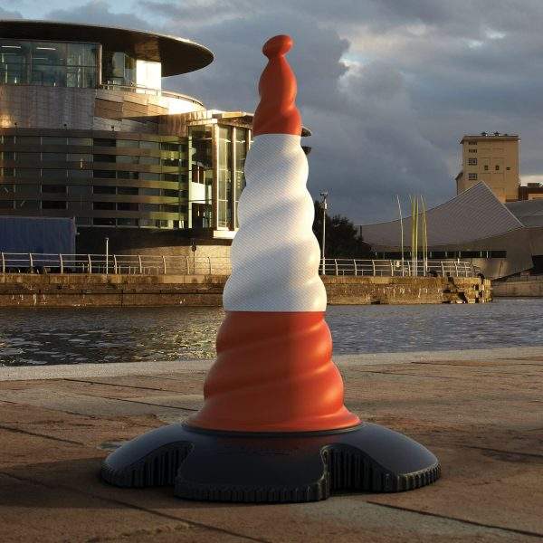 Barrier System | Skipper Traffic Cone Unicart - Includes 6 x Skipper cones, 6 x Skipper units & 1 x Accessory Pack - Image 4